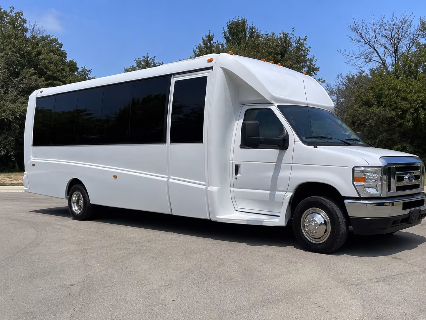 alexandria corporate party bus rental