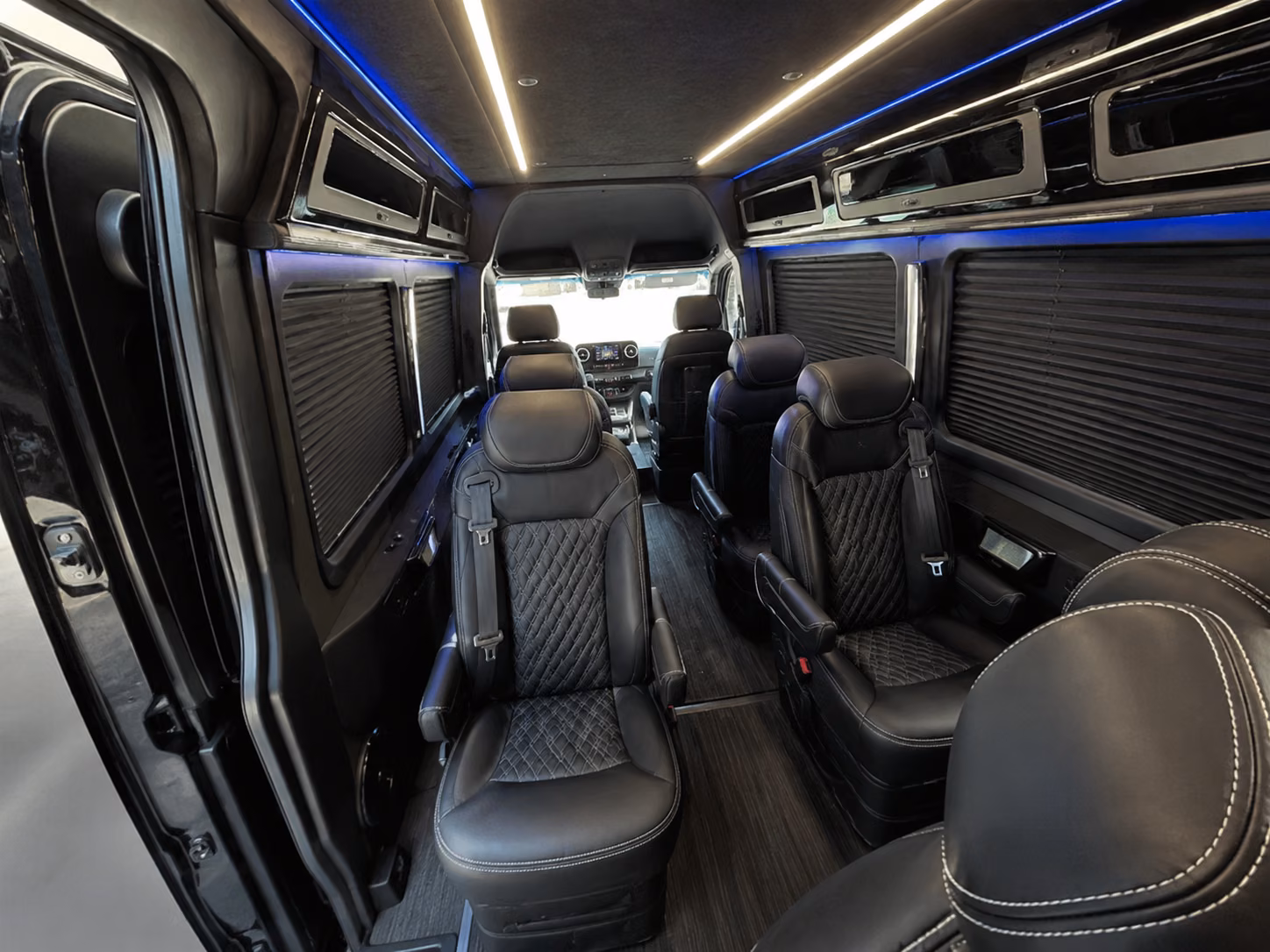 arrange transportation for your next bachelor or bachelorette party 3
