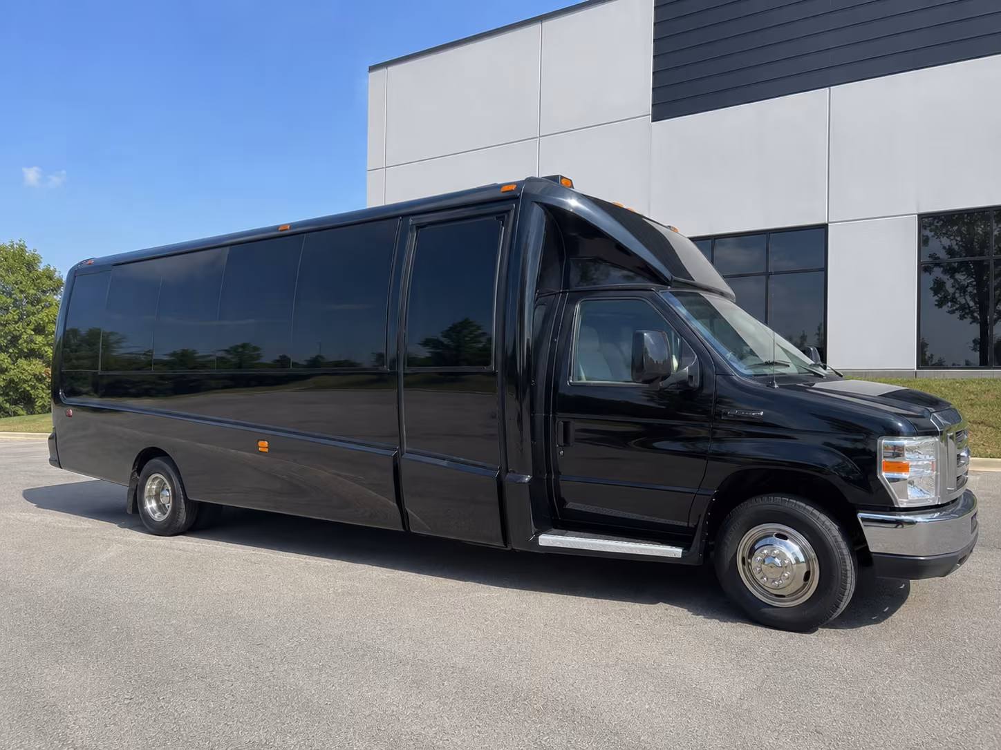 party bus rentals for alexandria area proms